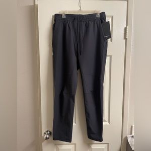 Lululemon License to Train Pants NWT Black Large